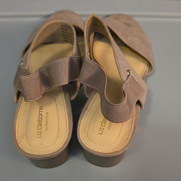 (J4) Liz Caliborne Womans Elegant Beige Women's Sandals - Picture 5 of 8